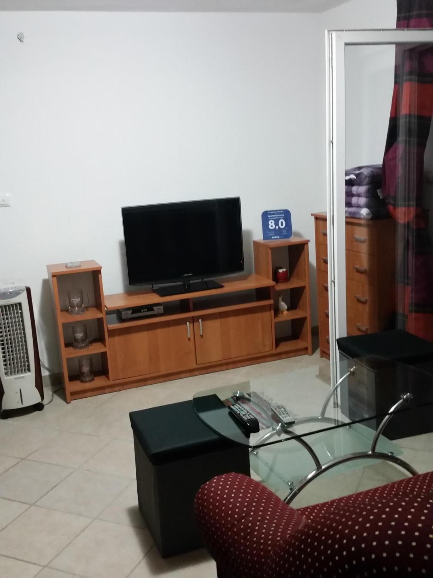 Apartmens Leona Apartment Karlobag Room photo